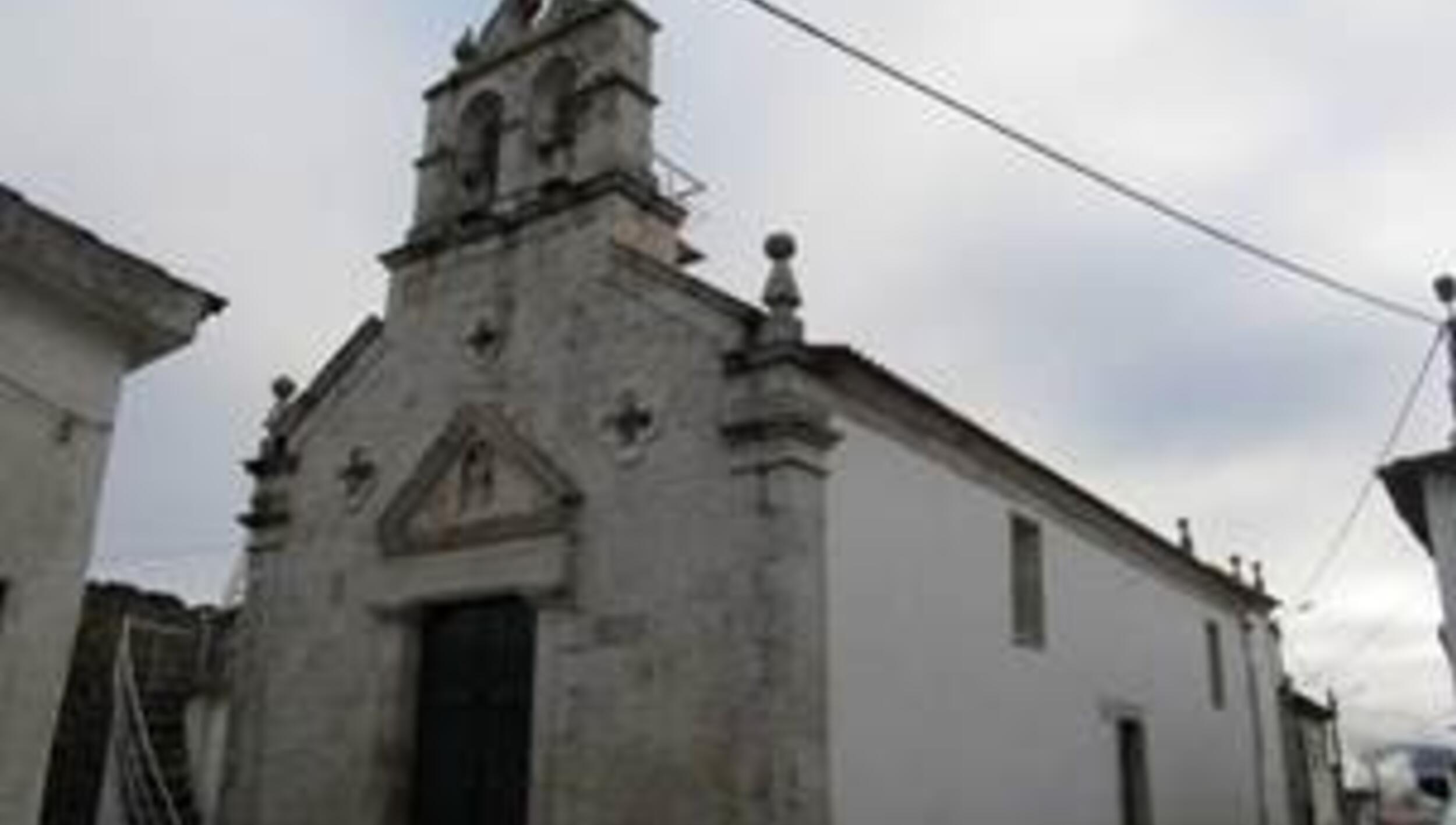Igreja Paroquial de Agrochão / Igreja de São Mamede