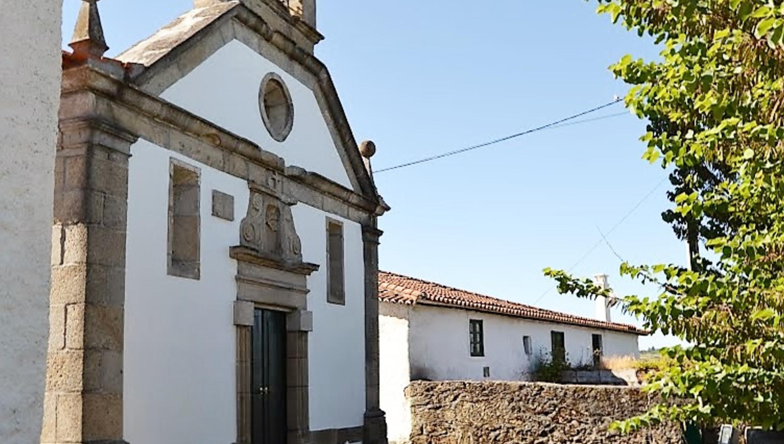 Igreja Paroquial de Rebordelo / Igreja de São Lourenço
