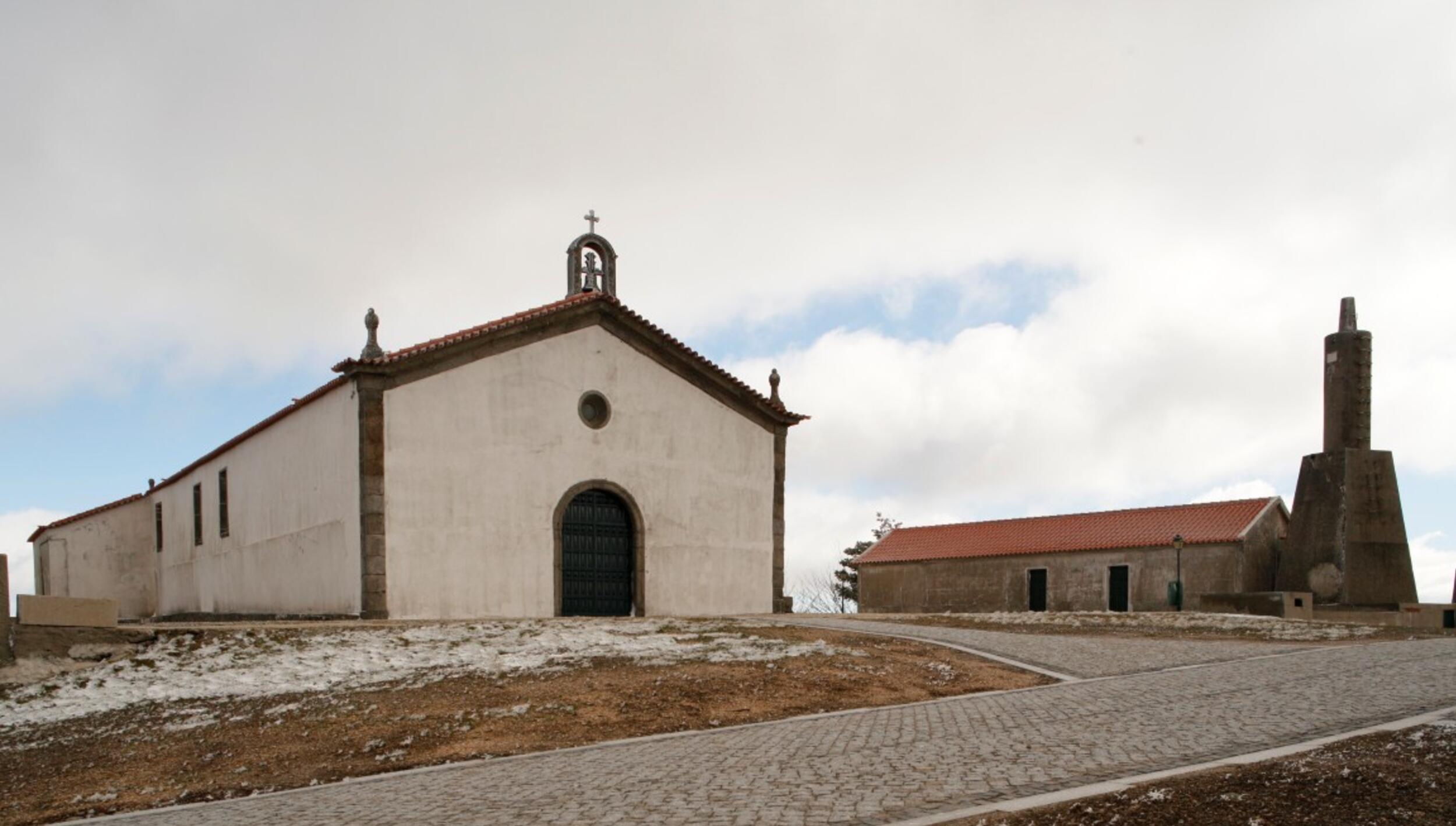 Igreja e Santuário de Nossa Senhora da Serra