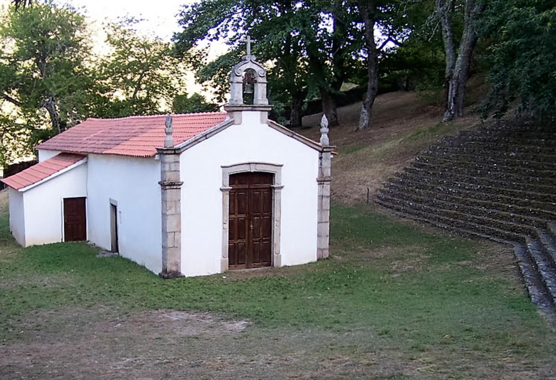 capela_santiago_menor_edral1