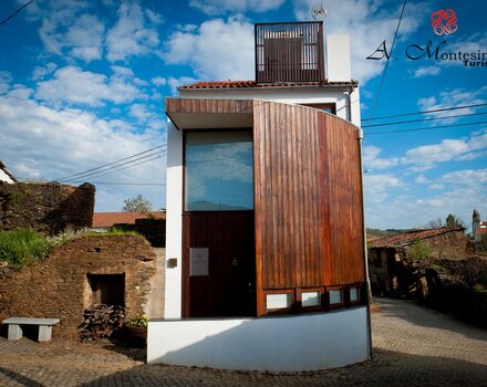 250-153-Casa_da_Escola