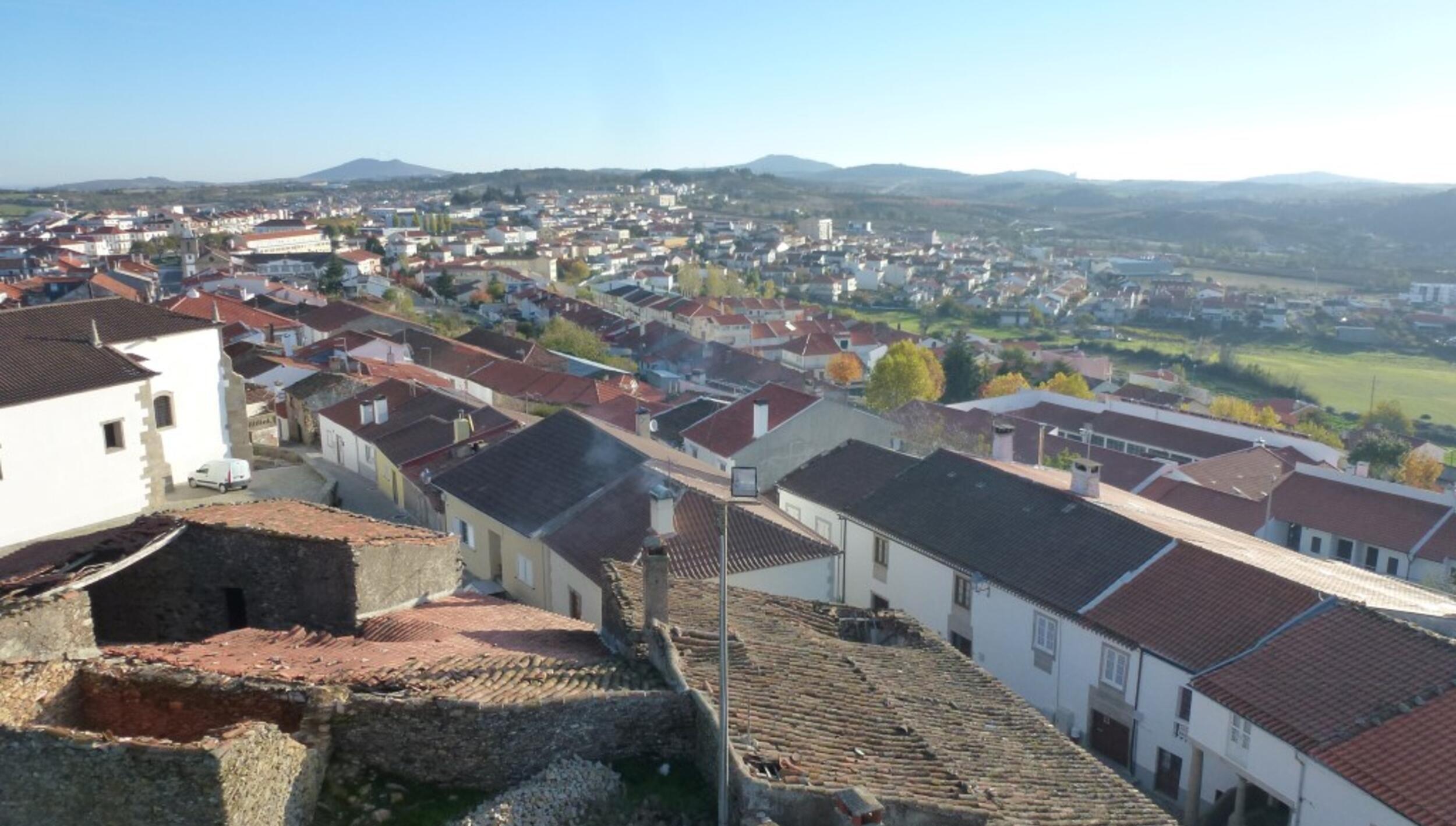 Vista de Mogadouro a partir do Castelo