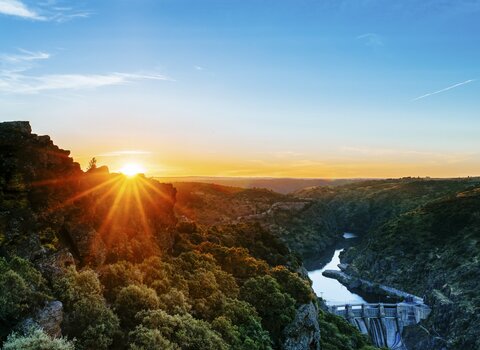 Nascer do sol paradela 1 1 480 350