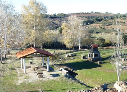 T04 04   3   medium  1 480 350