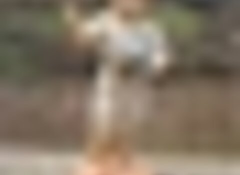 Tiny thumb bi to r  soutelo 1 480 350