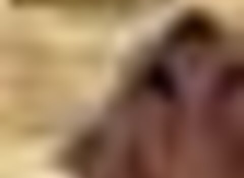 Tiny thumb exalta capa 1 480 350