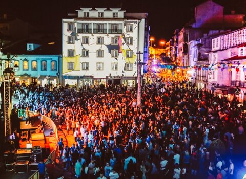 Festa ver o bragan a  medium  1 480 350