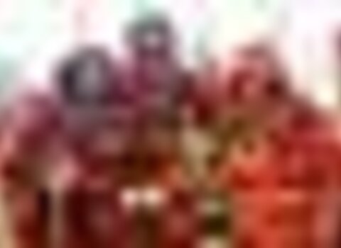 Tiny thumb caretos grij  de parada 1 480 350