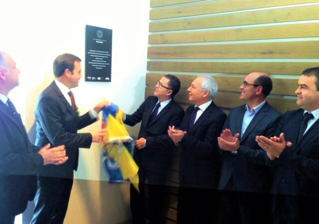 Inaugura  o 1 640 450