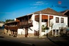 thumb_250-085-Dom_Roberto