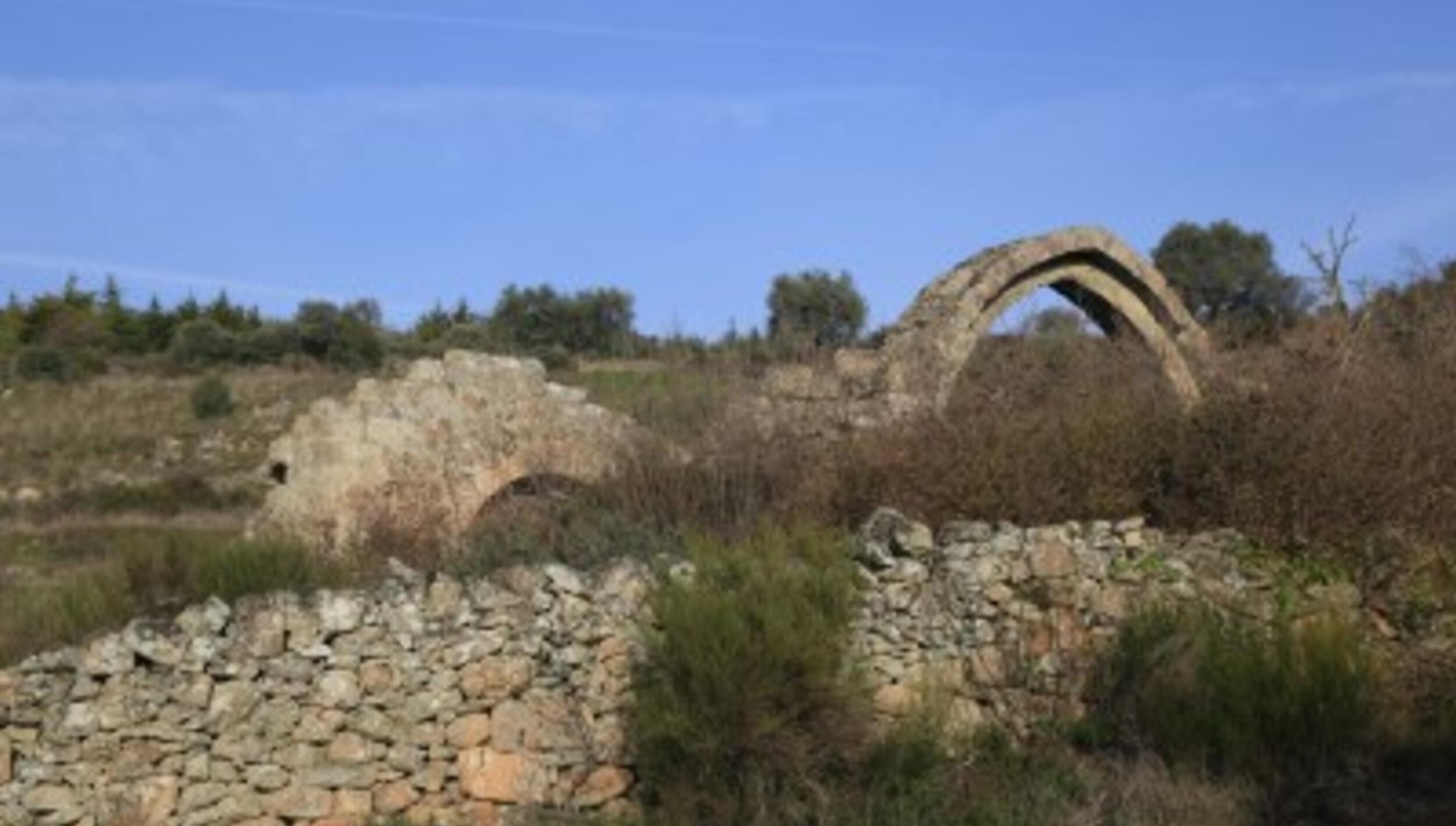 Ruínas da Capela de São Fagundo / Capela dos Mouros