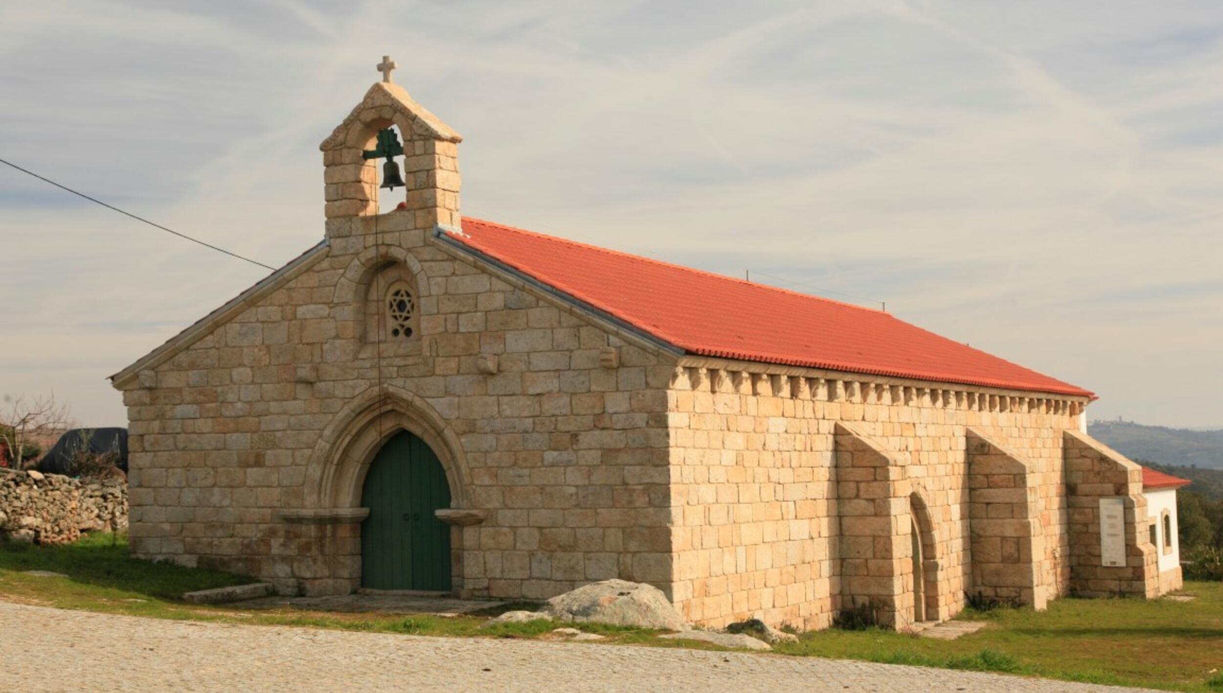 Igreja Paroquial de Algosinho