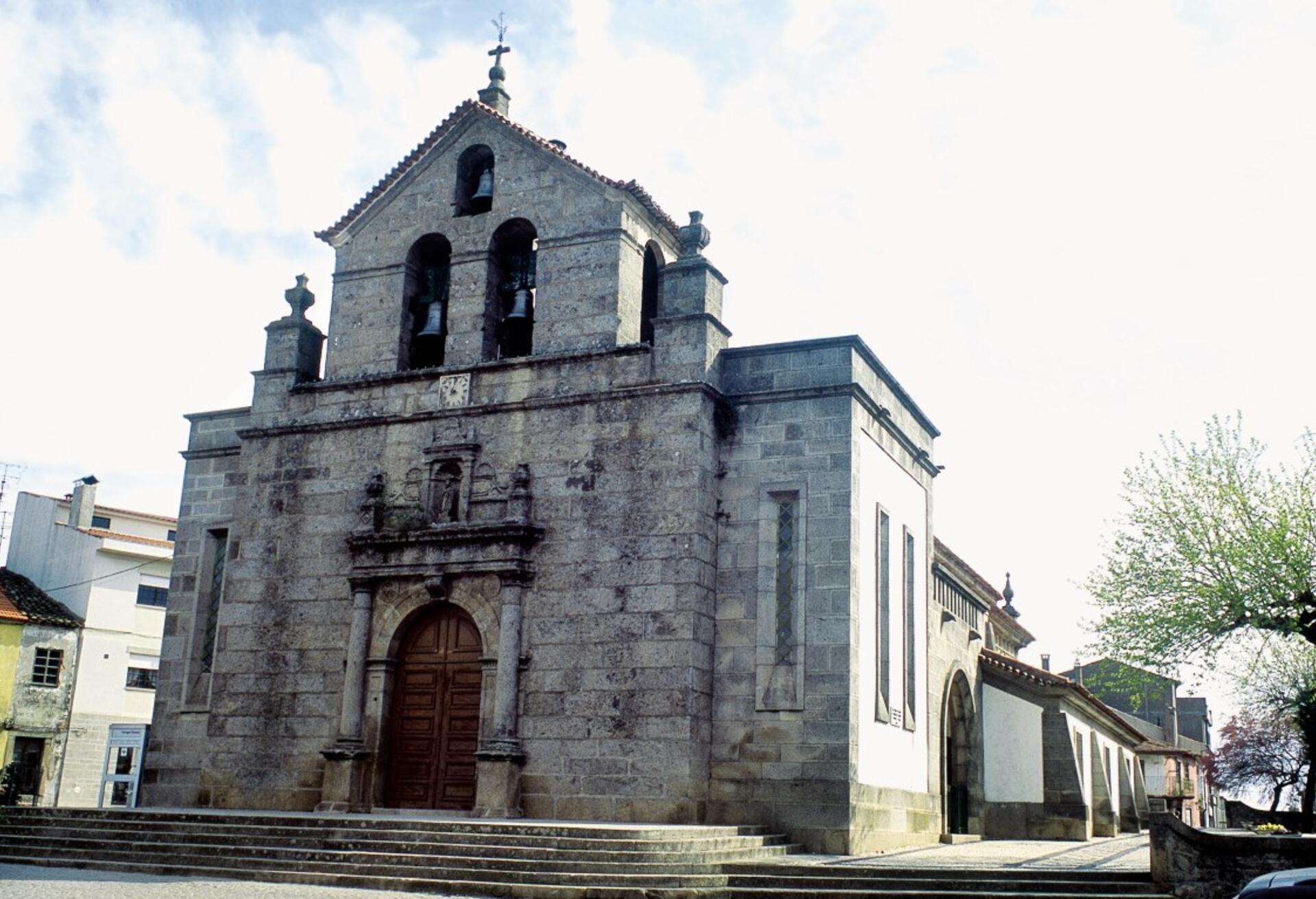 igreja_matriz_Sendim_01__Medium_