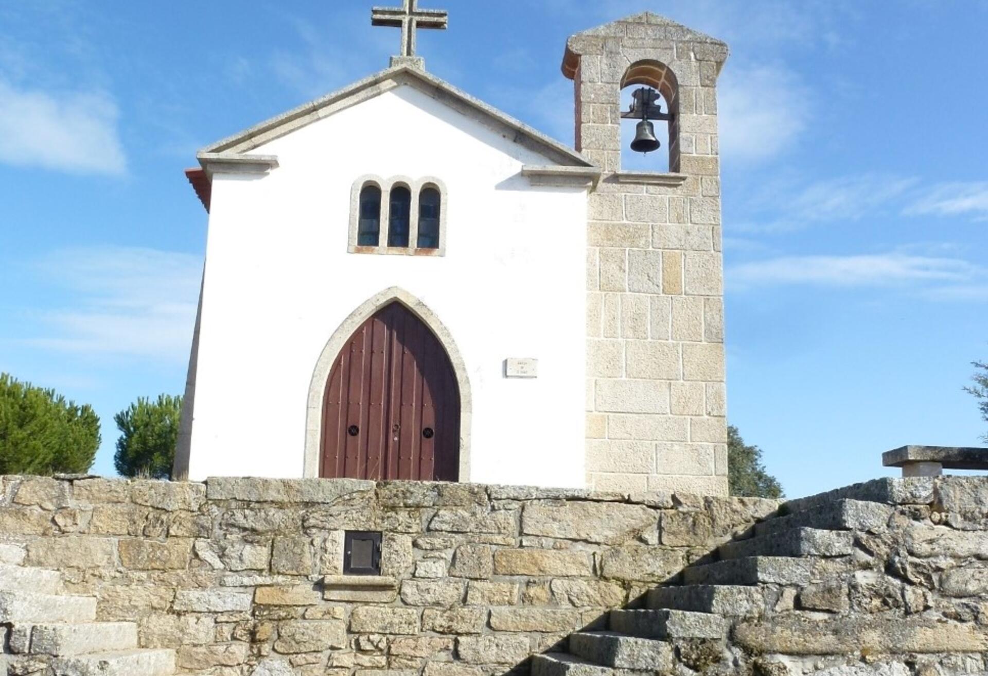capela_s_roque_ifanes__Medium_