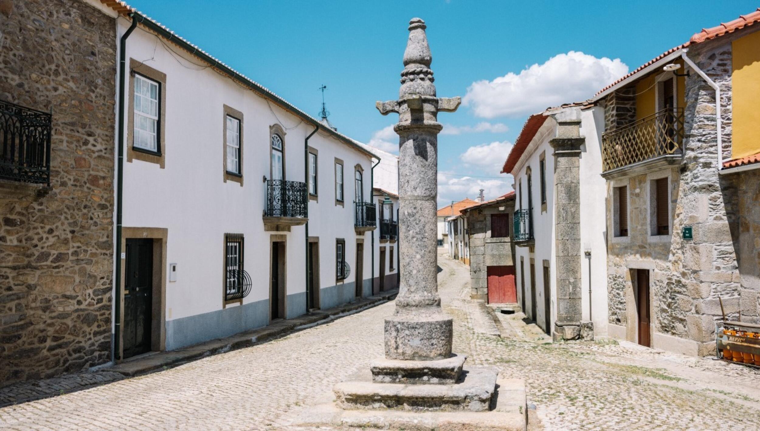 Pelourinho de Azinhoso