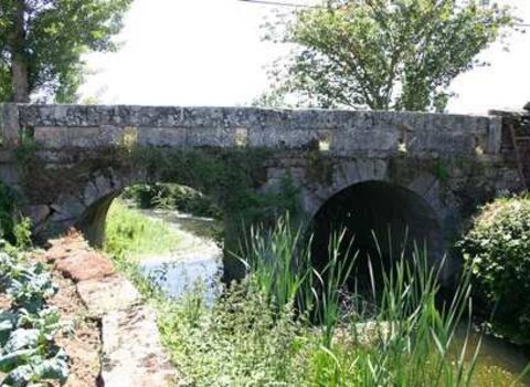 Vilarinho_dos_Galegos_Ponte_Romana