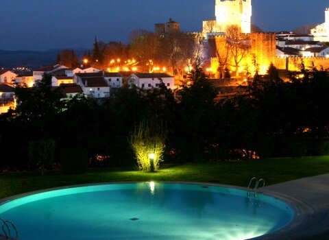 pousada-braganca-noite