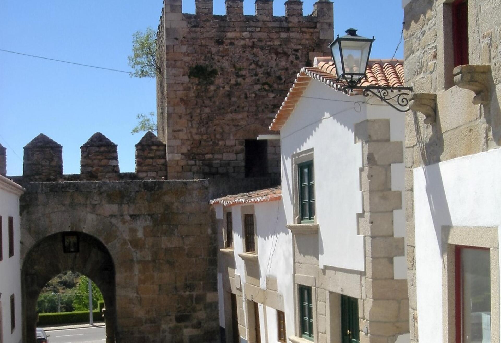 rua_da_costanilha__Medium_