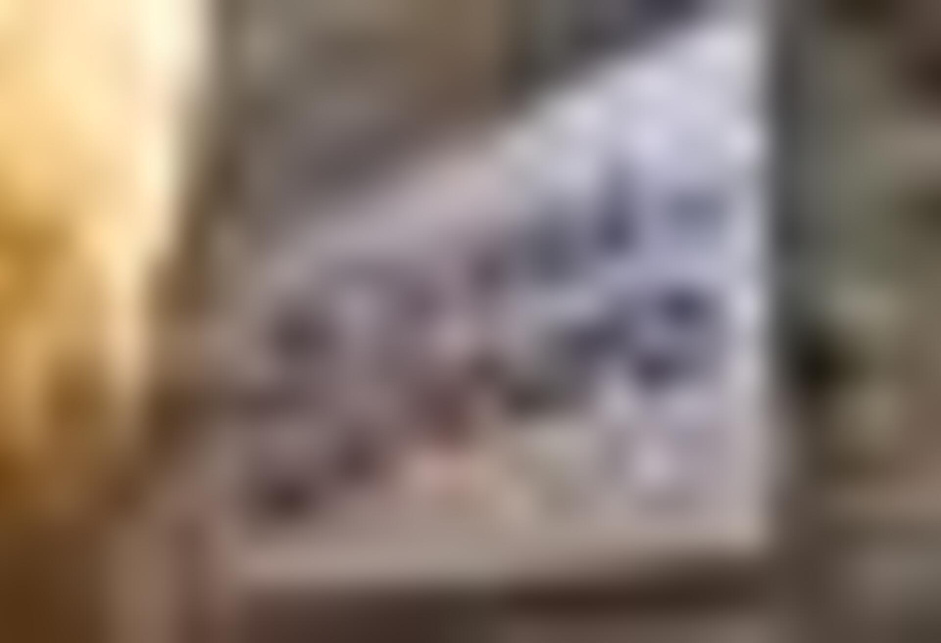 tiny_thumb_12