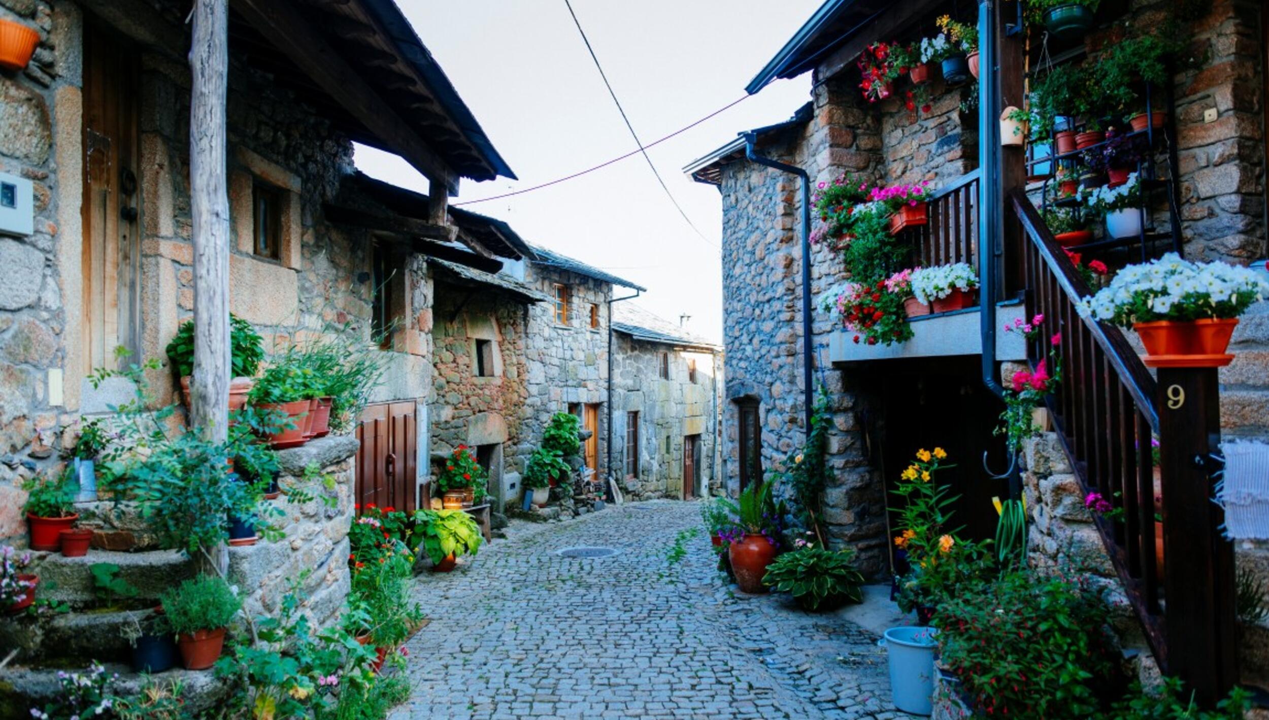 Trecho urbano em Montesinho