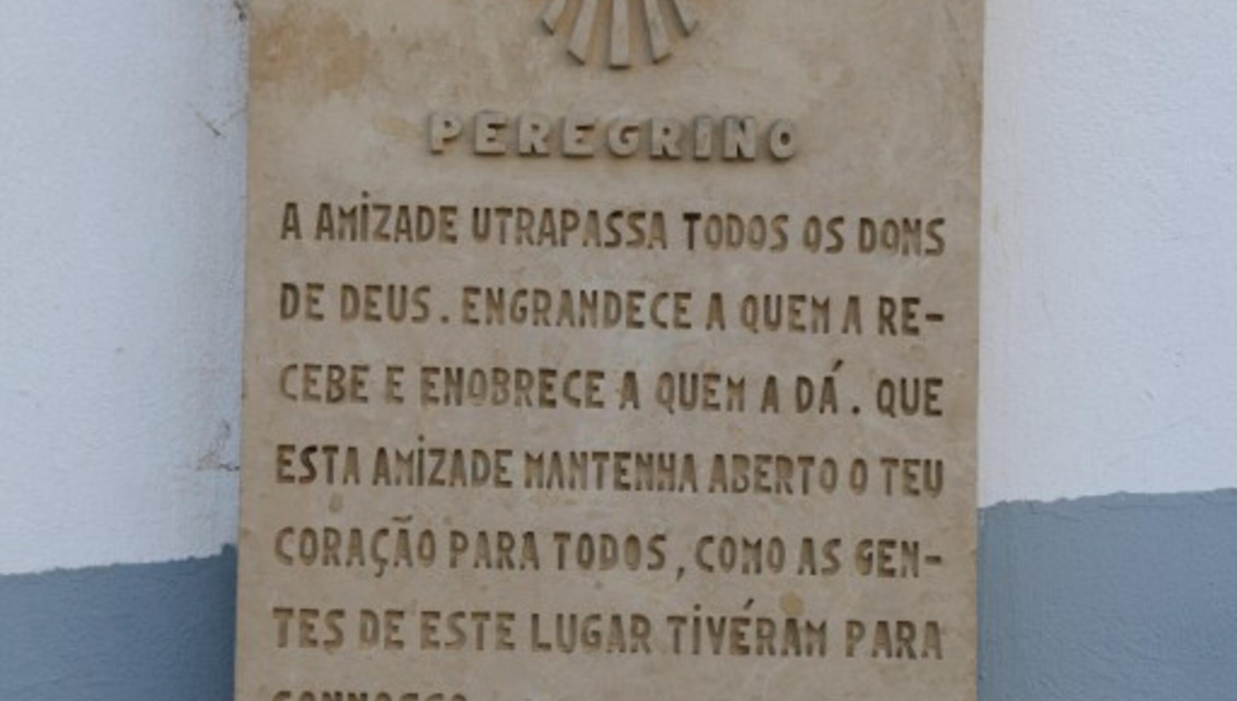 Placa do Caminho de Santiago em Réfega