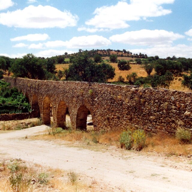 Aqueduto m do douro